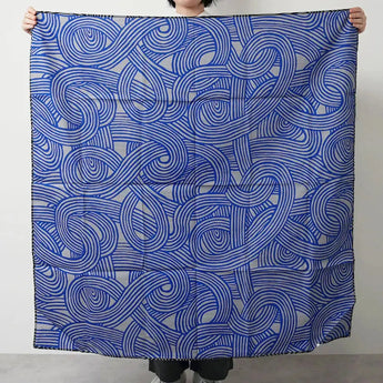 Baignoire en bois 100cm | style Iza | finition | teinture double face Dark Gray / Bleu | tissu chantant | Musubi Musubi