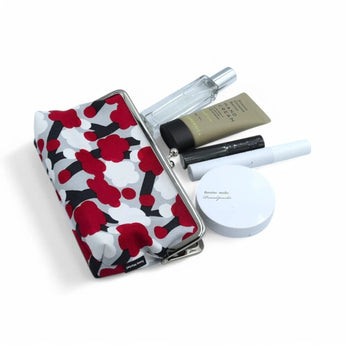 Gamaku (horizontal type / small) | Umebayashi | Hand-dyed fabric, umbrella cloth, 100% silk, Japanese traditional fabric, pouch, wallet pouch, made in Japan | Kyoto artisan craftsmanship 【 Fuwa Market Original 】 Fuwa Market