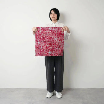 Wind chime 48cm | Isa pattern Peony | Double-sided dyeing Red / Aqua (Water color) | Silk shantung | Musubi Musubi