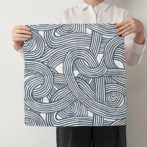 Wind chime 48cm | Isa pattern knot | double-sided dyeing blue / orange | silk chiffon | Musubi Musubi