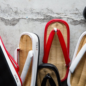 Natural bamboo grass mat L size Red / Black | K Bros. | Lightweight grass mat Lightweight grass mat