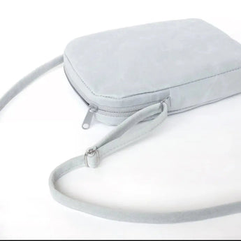 Washi Paper Smartphone Pouch | mina perhonen | run run run Dark Blue | Lightweight Crossbody Bag | SIWA SIWA