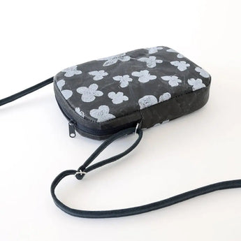 Japanese Paper Smartphone Pouch | mina perhonen | memoria Black | Lightweight Crossbody Bag | SIWA SIWA