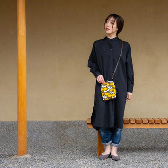 Gamaku (vertical type / large) | Matsukawa | Hand-dyed umbrella cloth smartphone holder Japan-made | Kyoto artisan craftsmanship 【 Fuwa Market Original 】 Fuwa Market