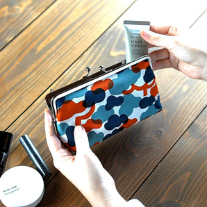 Gamaku (horizontal type / small) | Matsumoto | Hand-dyed raw fabric Umbrella cloth 100% silk Japanese wallet pouch wallet pouch made in Japan | Kyoto craftsman work 【 Fuwa Market Original 】 