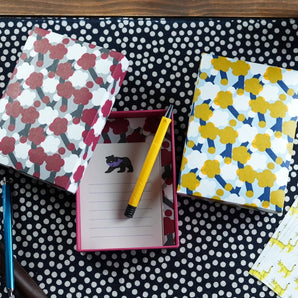 Sticker box case | Plum blossom | Hand-dyed Japanese paper brush pen made in Japan | Happy pattern series small item holder 【 Fuwa Market Original 】 