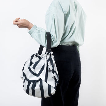 Bathroom heater hand bug