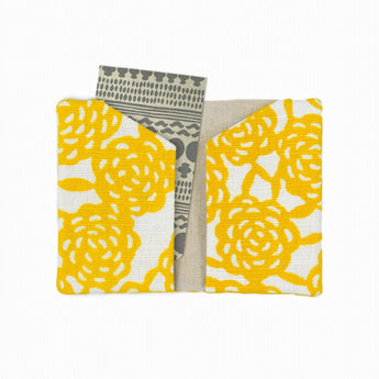 Yotsume dyed cloth sleeve with name engraving, card case, unlimited flowers, mountain breath, yellow, yellow ocher