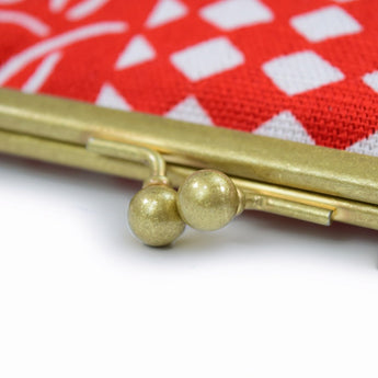 Yotsume dyed cloth edge, hem SASHIKO flower cloth red