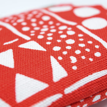 Yotsume dyed cloth edge, hem SASHIKO flower cloth red