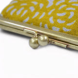 Yotsume teinture sur tissu Gama-guchi SASHIKO motif floral sans quantité Souffle de montagne